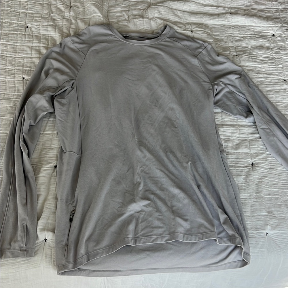 Men's Gray Long Sleeve Lululemon Shirt